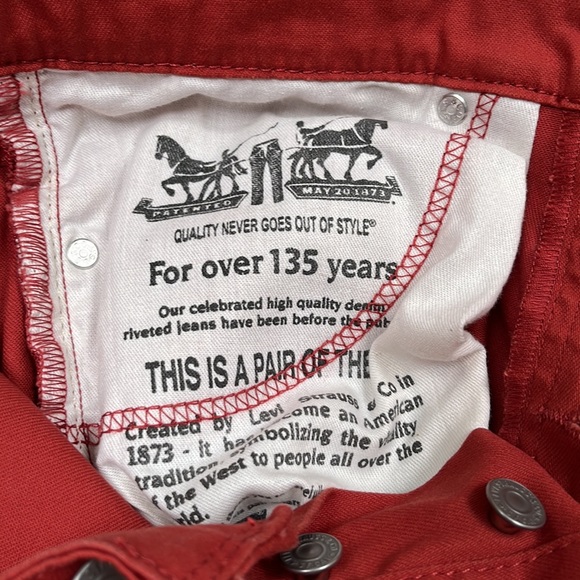 Levi’s straight leg jean. Men’s size 30L 30W pre owned. Worn once - Picture 10 of 10